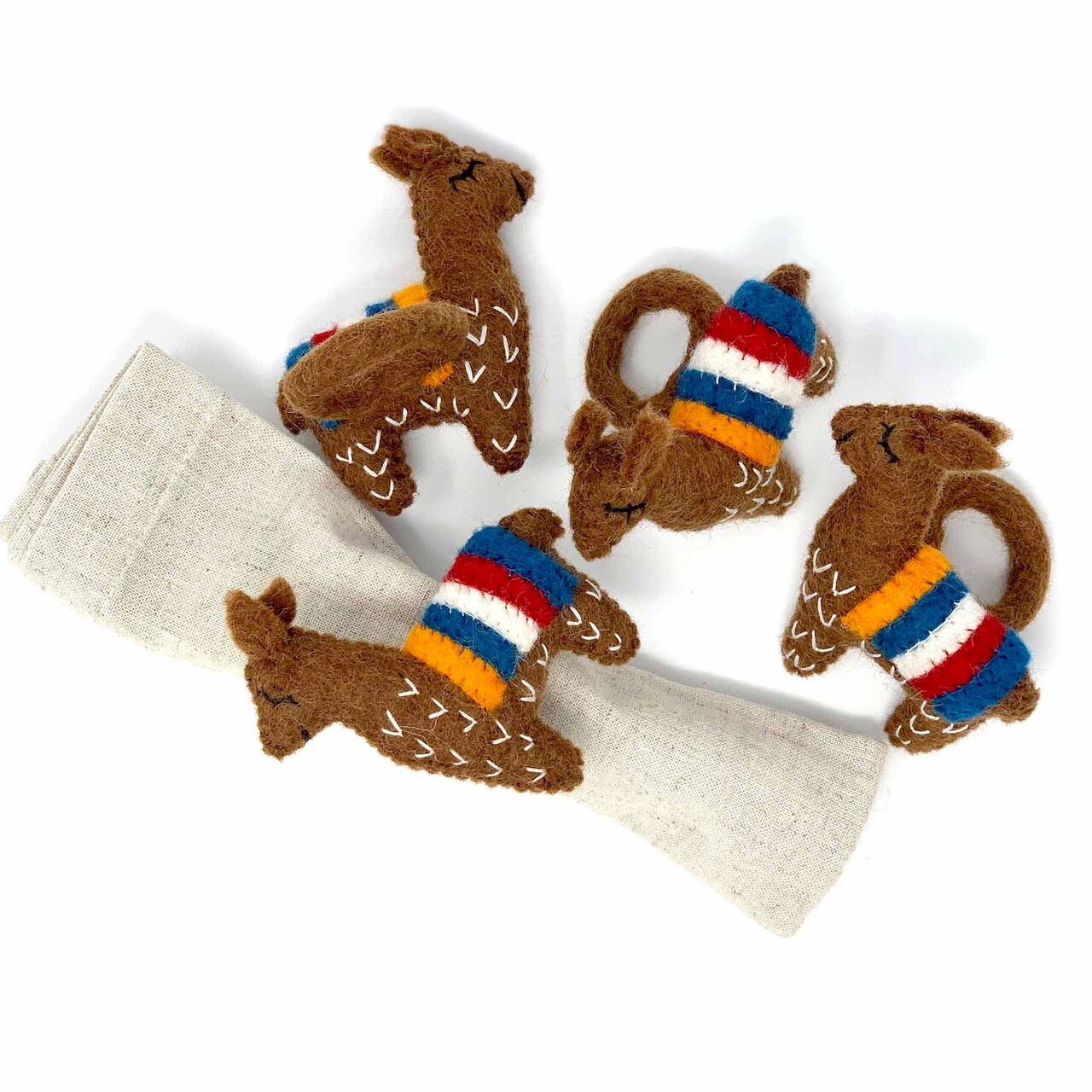 Set of 4 Felt Llama Napkin Rings for Table Settings and Dinner Decorations